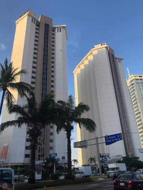 Suite En Torres Gemelas A Pie De Playa 611 อากาปุลโก ภายนอก รูปภาพ